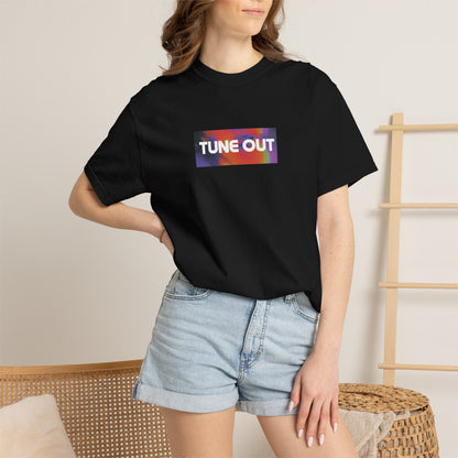 TUNE OUT Heavyweight Graphic T-Shirt