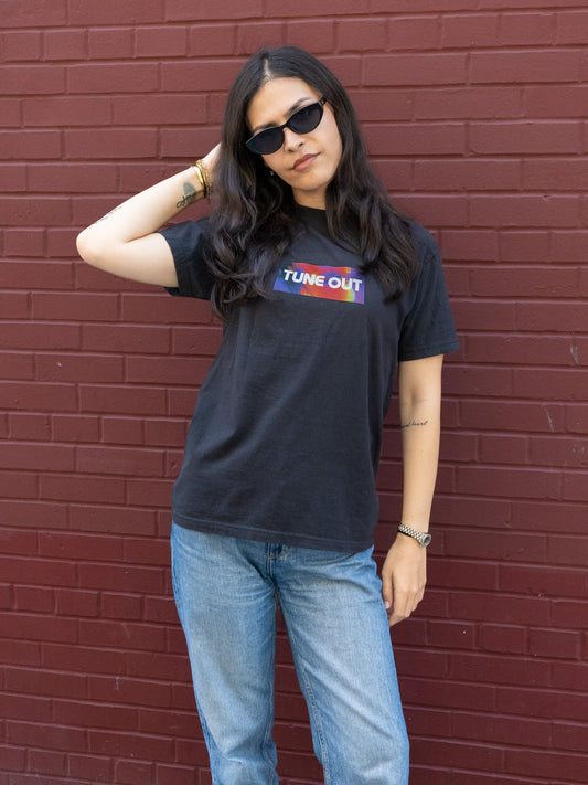 TUNE OUT Heavyweight Graphic T-Shirt